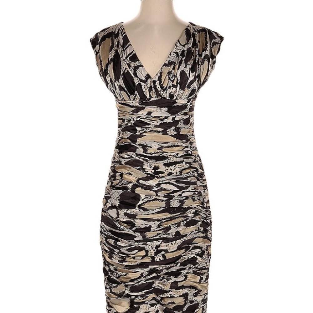 Gorgeous designer (Naeem Khan) Silk Dress